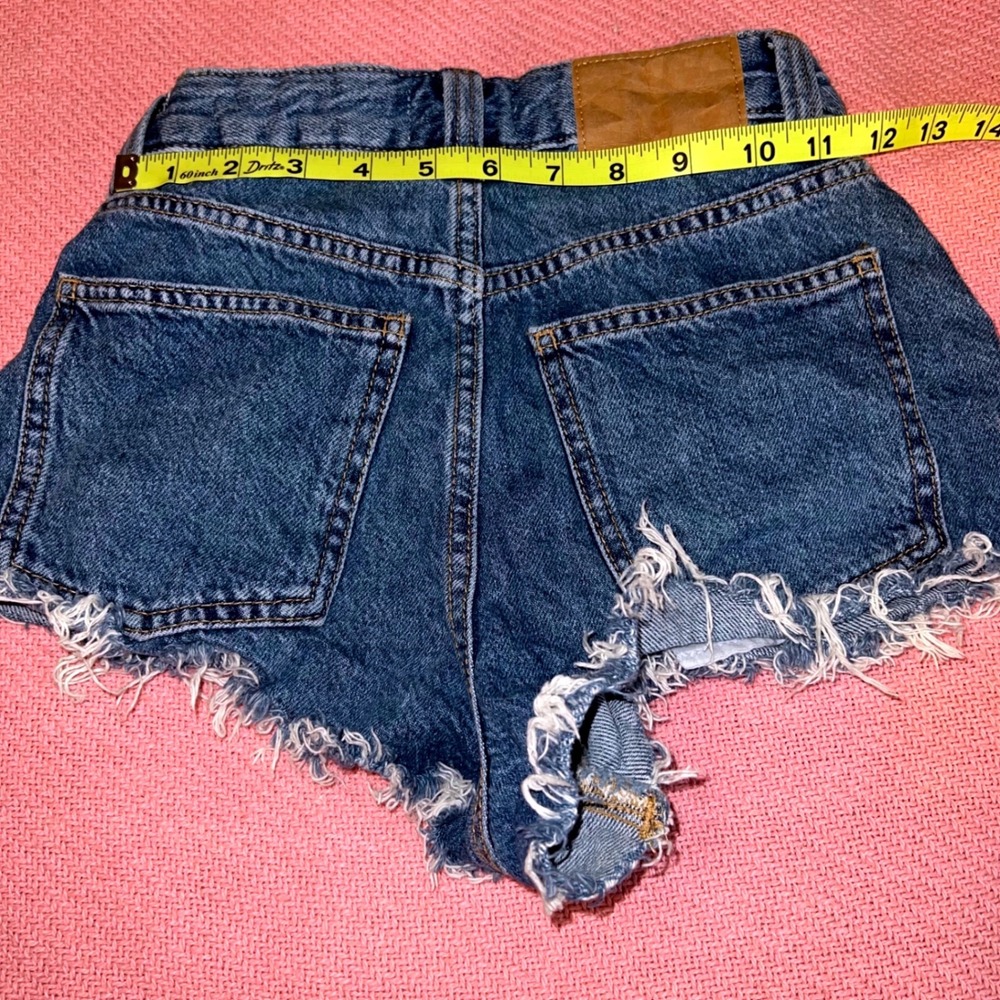 Cotton On Cheeky Short Womens‎ 22" Denim Cut Off Frayed Raw Hem High Rise  XXS - Picture 2 of 3
